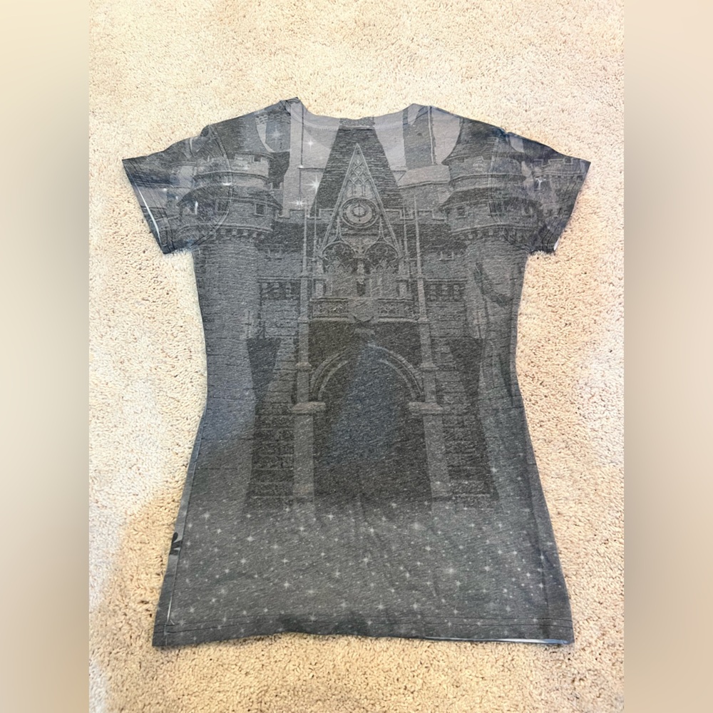 Disney WDW Grey T-Shirt with BLING Features Mickey and the Castle Size S - Picture 2 of 5